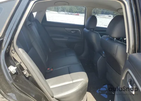 2018 Nissan Altima 2.5 z USA, uszkodzony, nr VIN 1N4AL3AP4JC242577